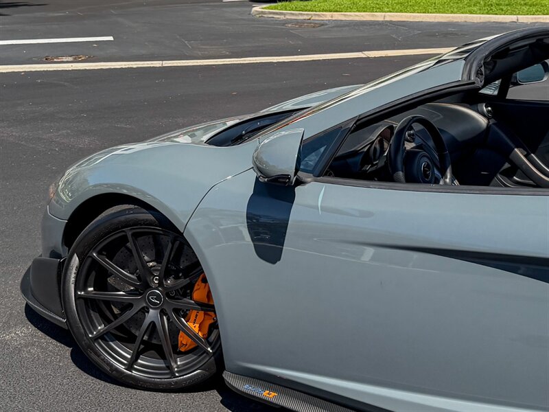 2016 McLaren 675LT Spider   - Photo 48 - Bonita Springs, FL 34134