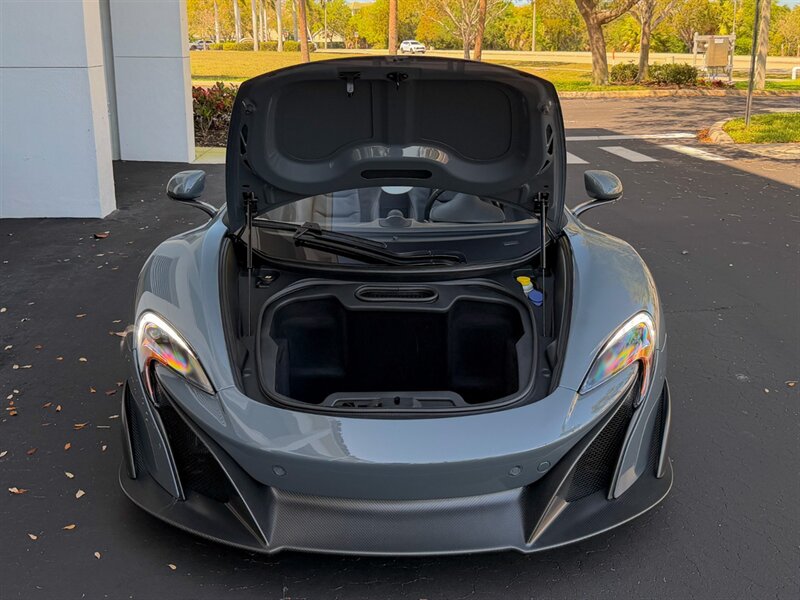 2016 McLaren 675LT Spider   - Photo 38 - Bonita Springs, FL 34134