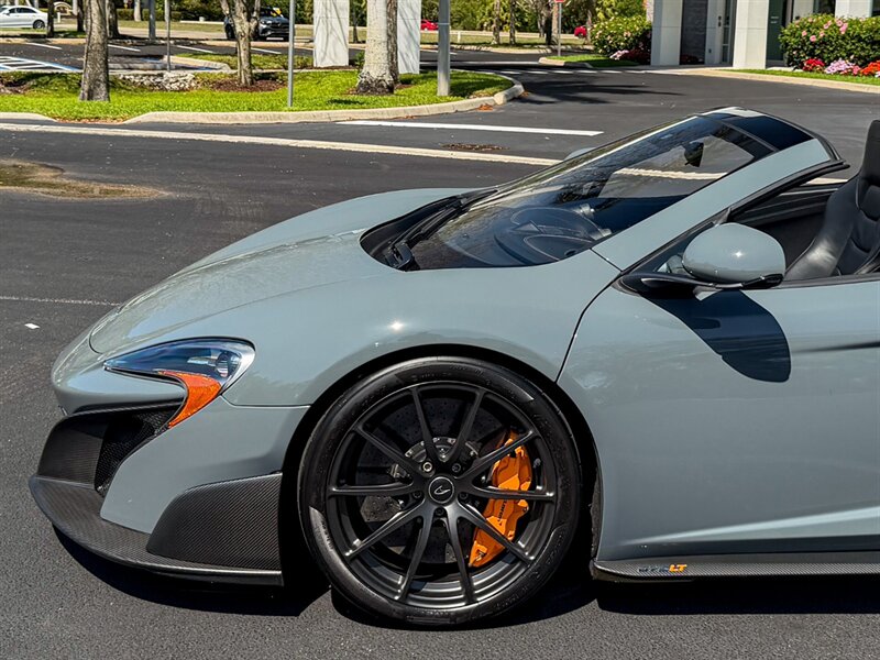 2016 McLaren 675LT Spider   - Photo 41 - Bonita Springs, FL 34134