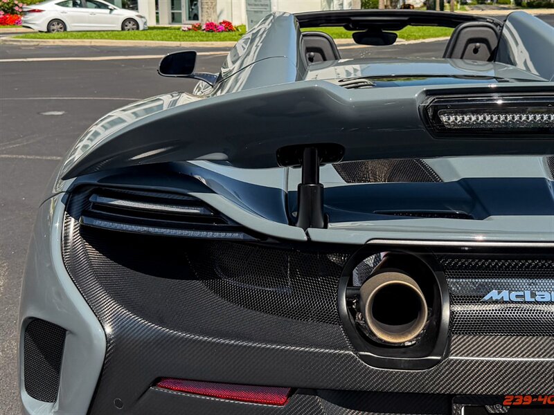 2016 McLaren 675LT Spider   - Photo 52 - Bonita Springs, FL 34134