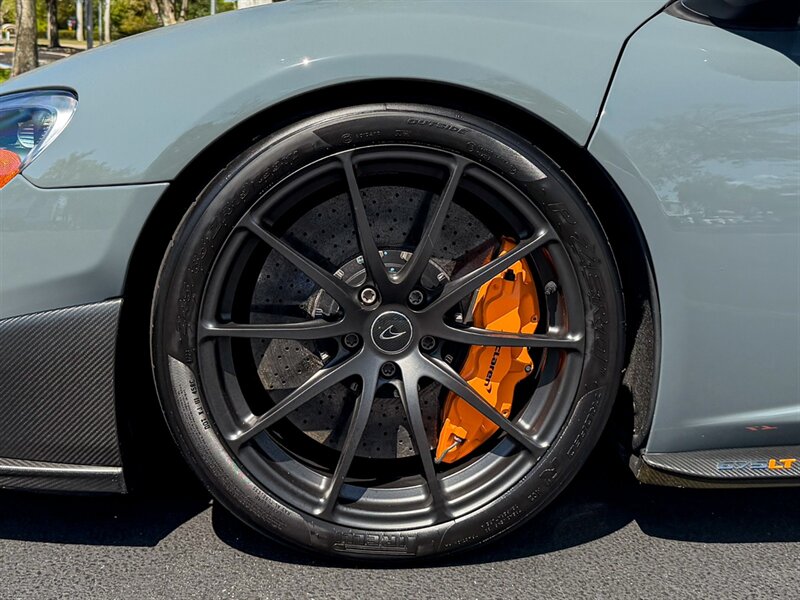 2016 McLaren 675LT Spider   - Photo 42 - Bonita Springs, FL 34134