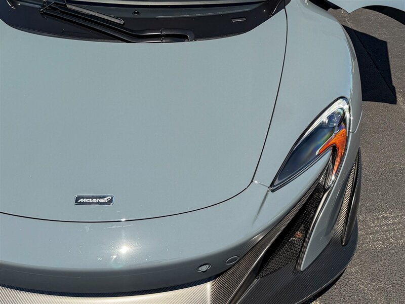 2016 McLaren 675LT Spider   - Photo 5 - Bonita Springs, FL 34134