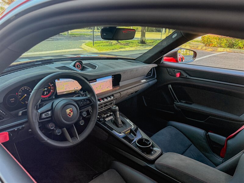 2024 Porsche 911 GT3 RS  