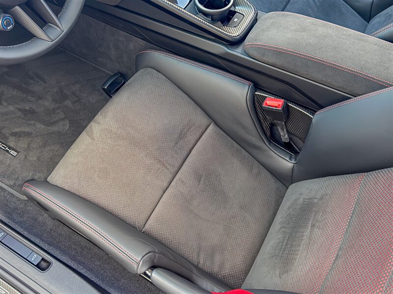 2024 Porsche 911 GT3 RS   - Photo 27 - Bonita Springs, FL 34134