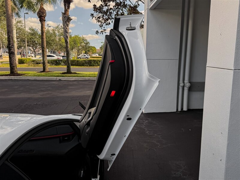 2018 Lamborghini Aventador LP 740-4 S   - Photo 32 - Bonita Springs, FL 34134