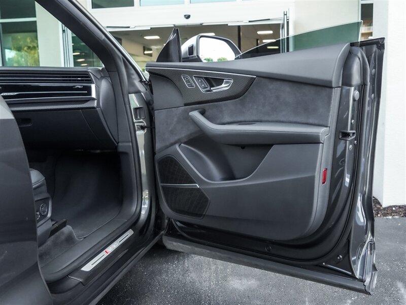 2021 Audi RS Q8 4.0T quattro   - Photo 24 - Bonita Springs, FL 34134