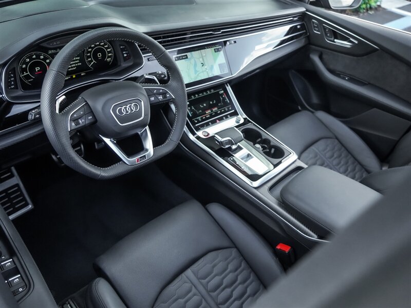 2021 Audi RS Q8 4.0T quattro   - Photo 2 - Bonita Springs, FL 34134