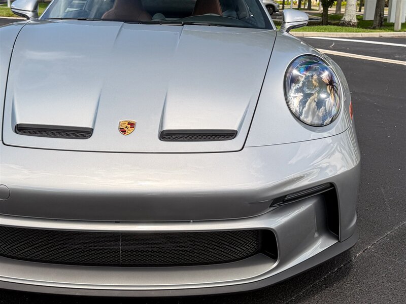 2024 Porsche 911 GT3 Touring - Photo 3 - Bonita Springs, FL 34134