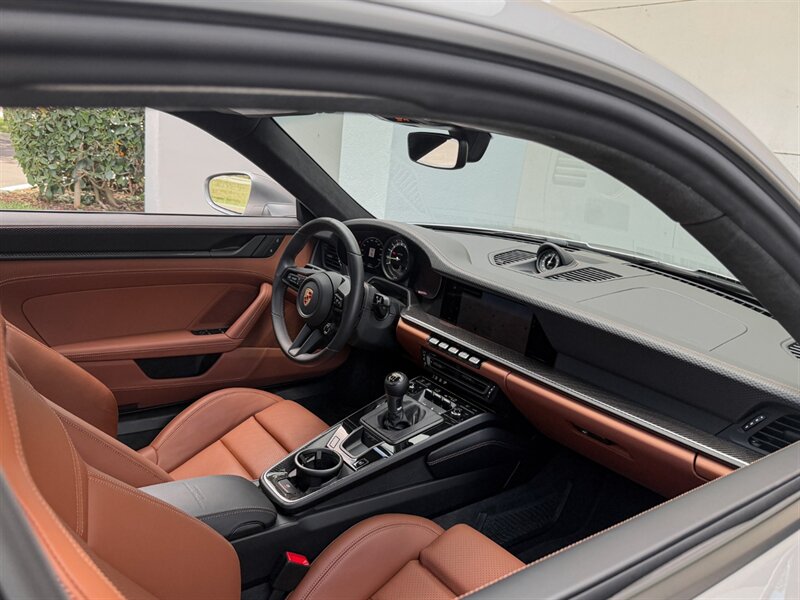 2024 Porsche 911 GT3 Touring - Photo 28 - Bonita Springs, FL 34134
