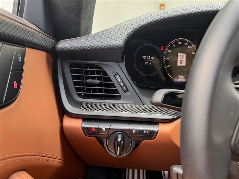 2024 Porsche 911 GT3 Touring - Photo 18 - Bonita Springs, FL 34134