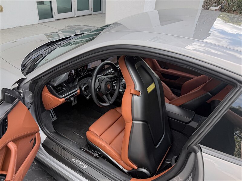 2024 Porsche 911 GT3 Touring - Photo 22 - Bonita Springs, FL 34134