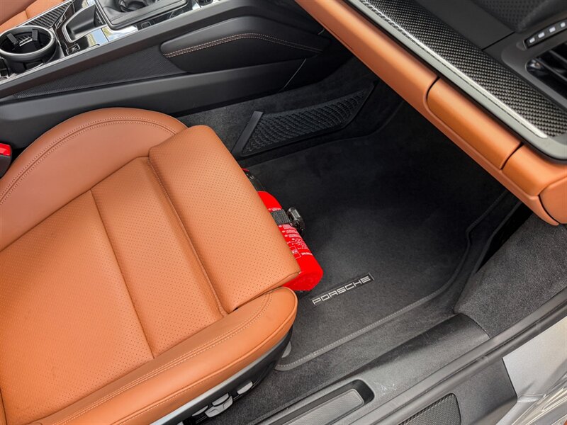 2024 Porsche 911 GT3 Touring - Photo 38 - Bonita Springs, FL 34134