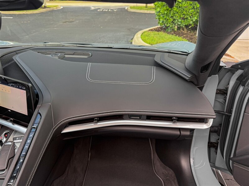 2024 Chevrolet Corvette Z06   - Photo 36 - Bonita Springs, FL 34134