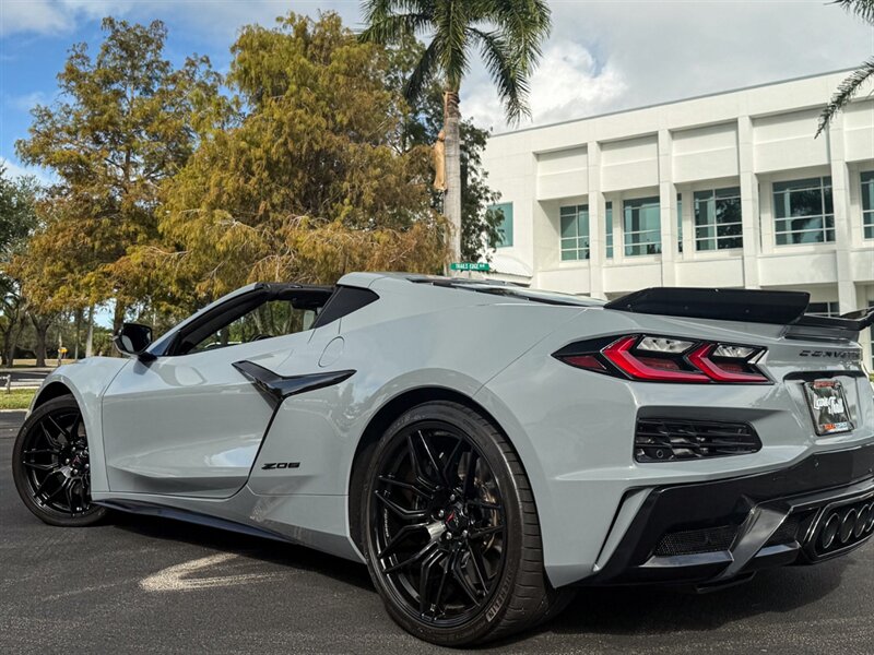 2024 Chevrolet Corvette Z06   - Photo 48 - Bonita Springs, FL 34134