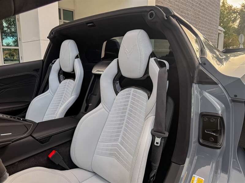 2024 Chevrolet Corvette Z06   - Photo 20 - Bonita Springs, FL 34134