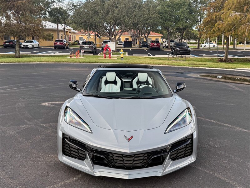 2024 Chevrolet Corvette Z06   - Photo 5 - Bonita Springs, FL 34134