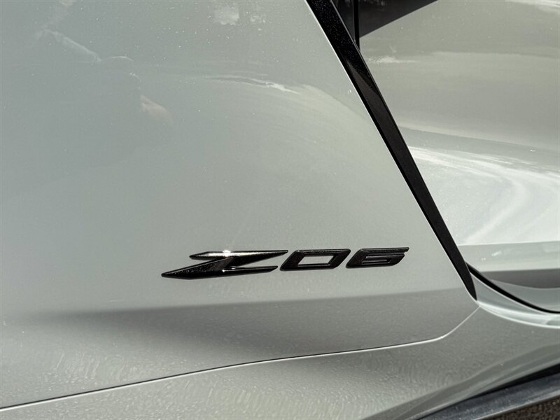 2024 Chevrolet Corvette Z06   - Photo 69 - Bonita Springs, FL 34134