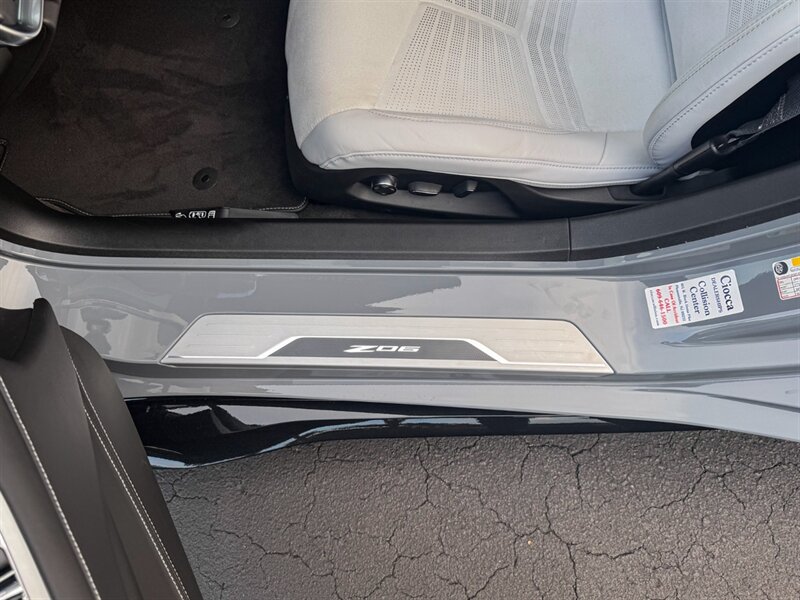 2024 Chevrolet Corvette Z06   - Photo 26 - Bonita Springs, FL 34134