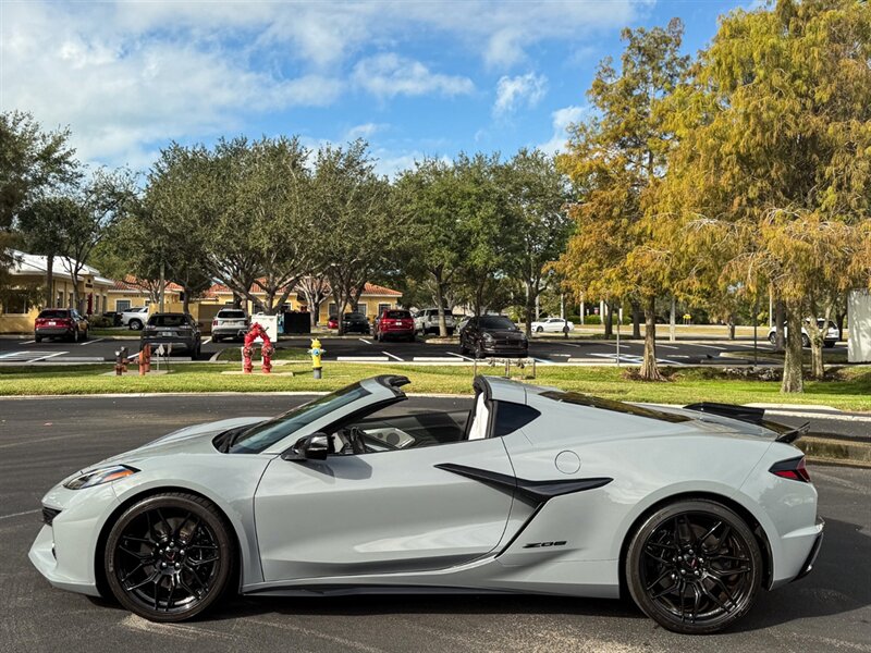 2024 Chevrolet Corvette Z06   - Photo 42 - Bonita Springs, FL 34134