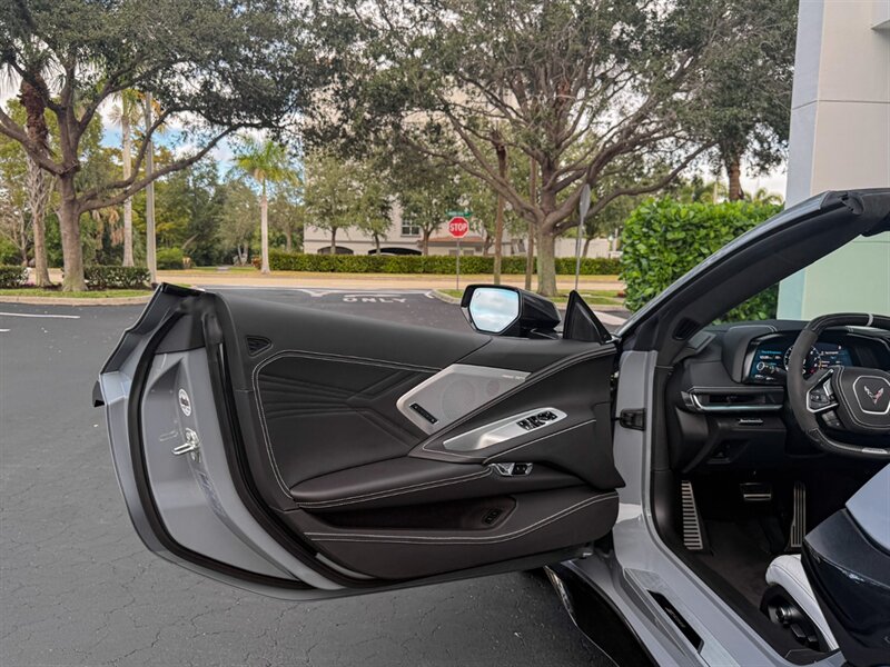 2024 Chevrolet Corvette Z06   - Photo 21 - Bonita Springs, FL 34134