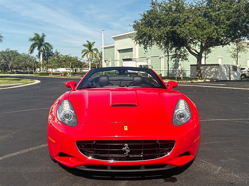 2013 Ferrari California   - Photo 6 - Bonita Springs, FL 34134