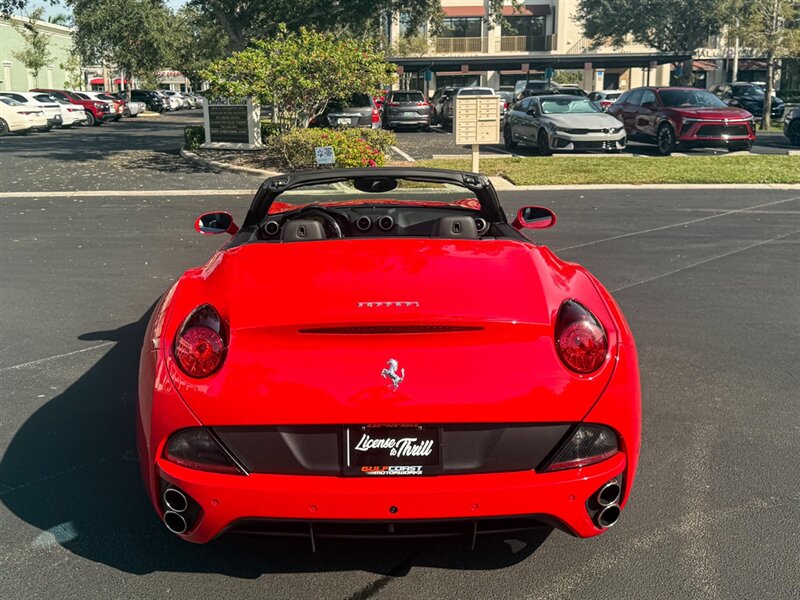 2013 Ferrari California   - Photo 51 - Bonita Springs, FL 34134