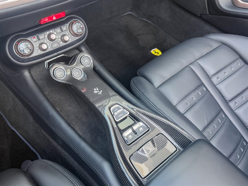 2013 Ferrari California   - Photo 18 - Bonita Springs, FL 34134