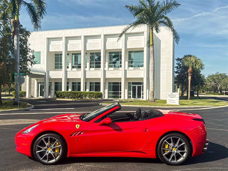 2013 Ferrari California   - Photo 41 - Bonita Springs, FL 34134