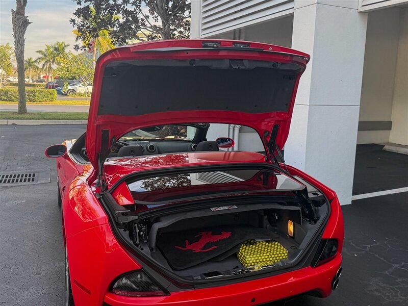 2013 Ferrari California   - Photo 40 - Bonita Springs, FL 34134