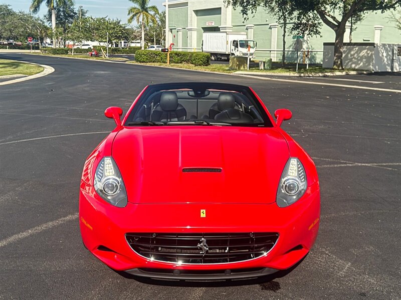 2013 Ferrari California   - Photo 5 - Bonita Springs, FL 34134