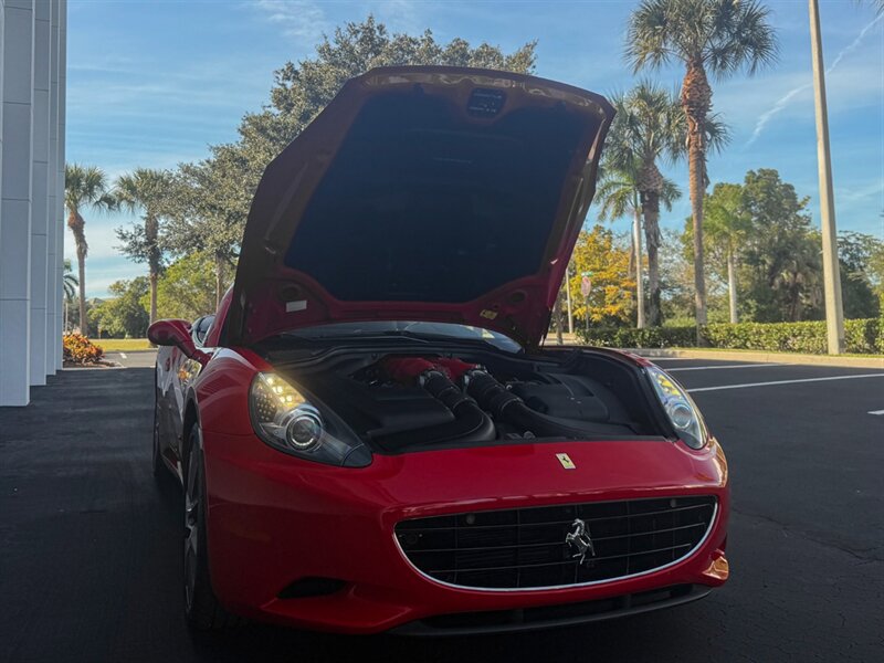 2013 Ferrari California   - Photo 39 - Bonita Springs, FL 34134