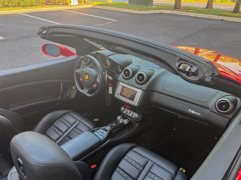 2013 Ferrari California   - Photo 27 - Bonita Springs, FL 34134