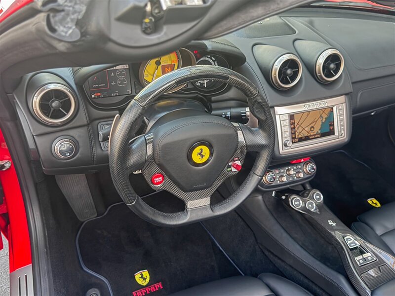 2013 Ferrari California   - Photo 28 - Bonita Springs, FL 34134
