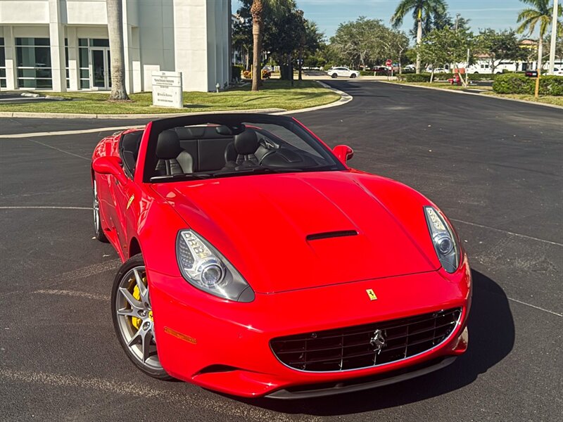 2013 Ferrari California   - Photo 76 - Bonita Springs, FL 34134