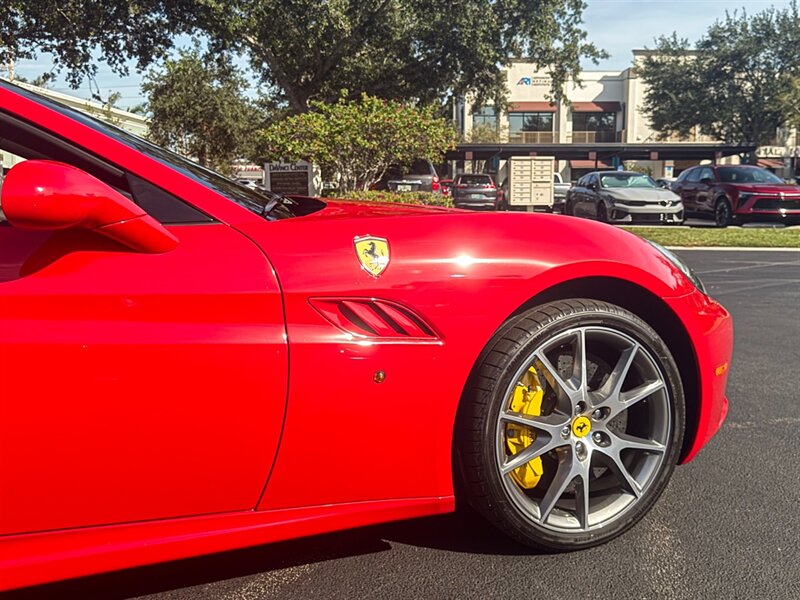 2013 Ferrari California   - Photo 65 - Bonita Springs, FL 34134