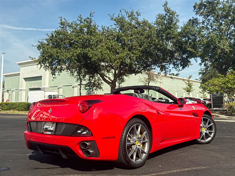 2013 Ferrari California   - Photo 59 - Bonita Springs, FL 34134