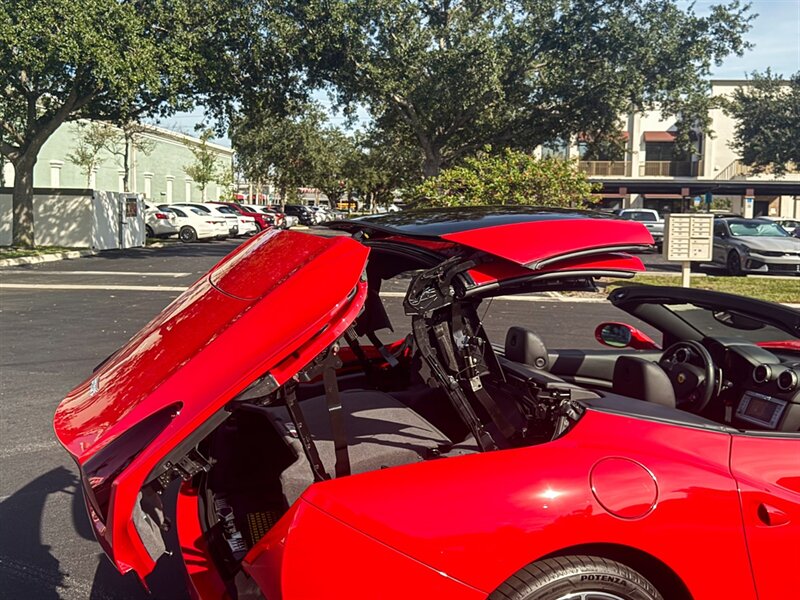 2013 Ferrari California   - Photo 68 - Bonita Springs, FL 34134