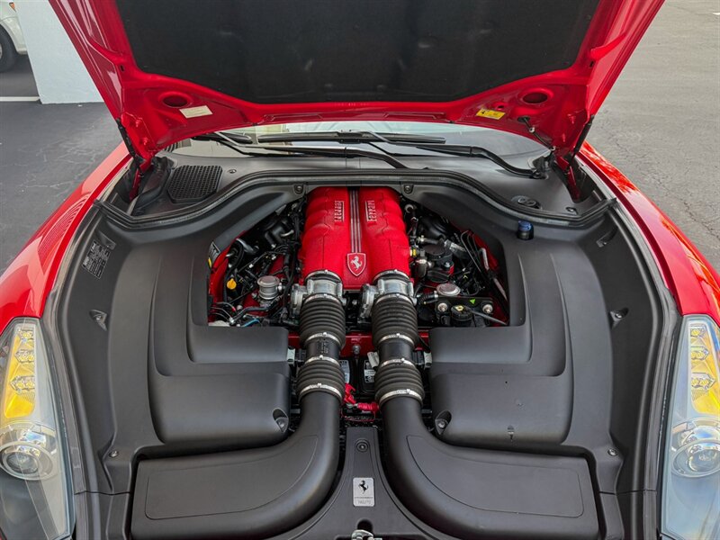 2013 Ferrari California   - Photo 38 - Bonita Springs, FL 34134