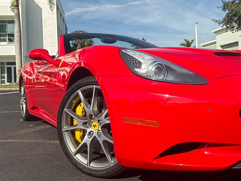 2013 Ferrari California   - Photo 75 - Bonita Springs, FL 34134
