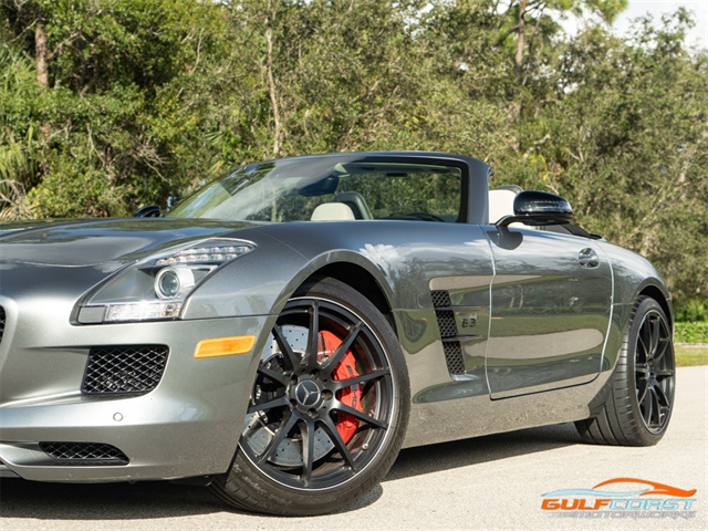 2014 Mercedes-Benz SLS AMG GT   - Photo 28 - Bonita Springs, FL 34134