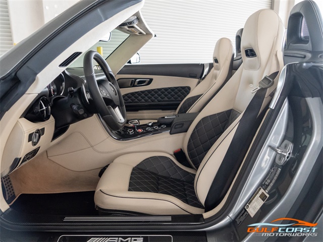 2014 Mercedes-Benz SLS AMG GT   - Photo 15 - Bonita Springs, FL 34134