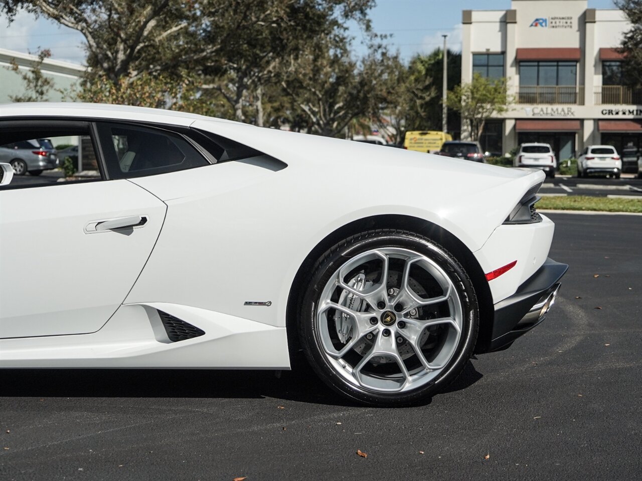 2015 Lamborghini Huracan LP 610-4   - Photo 45 - Bonita Springs, FL 34134