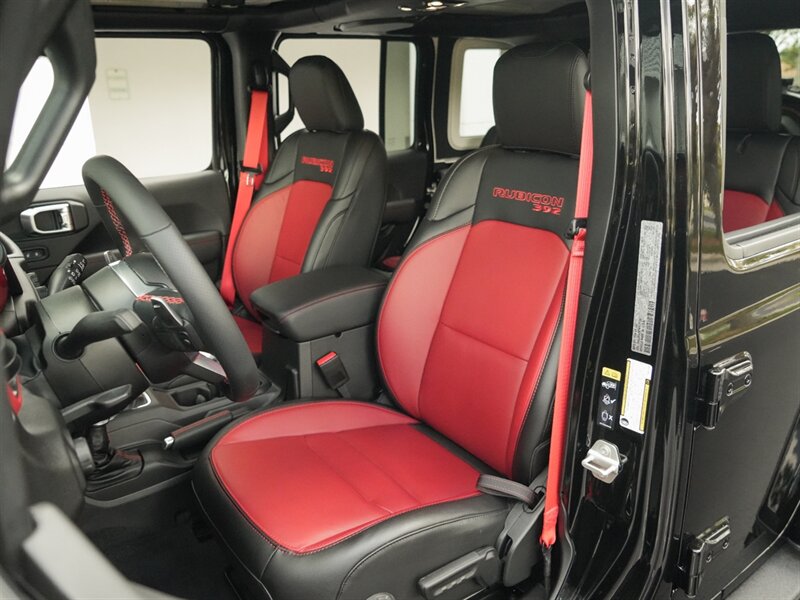 2023 Jeep Wrangler Rubicon 392 20th Anniversary   - Photo 21 - Bonita Springs, FL 34134