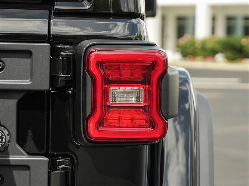 2023 Jeep Wrangler Rubicon 392 20th Anniversary   - Photo 58 - Bonita Springs, FL 34134