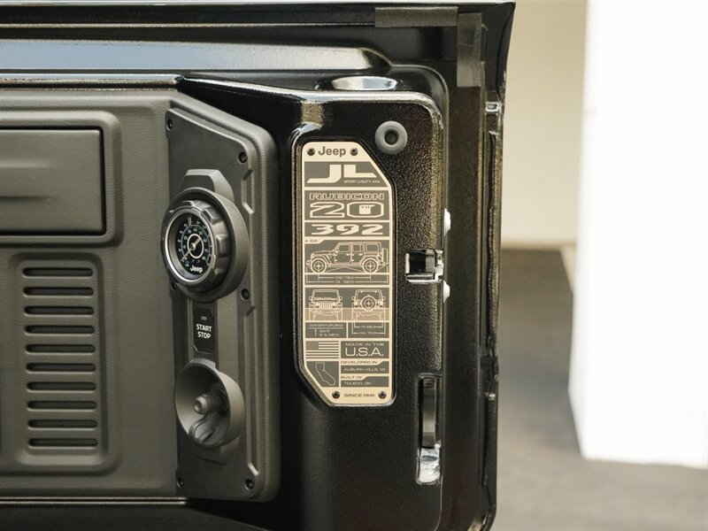 2023 Jeep Wrangler Rubicon 392 20th Anniversary   - Photo 40 - Bonita Springs, FL 34134