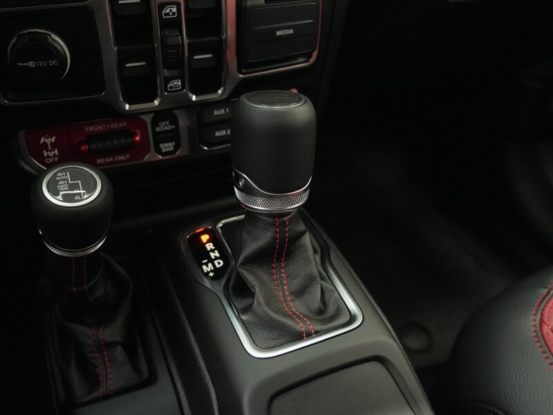 2023 Jeep Wrangler Rubicon 392 20th Anniversary   - Photo 19 - Bonita Springs, FL 34134