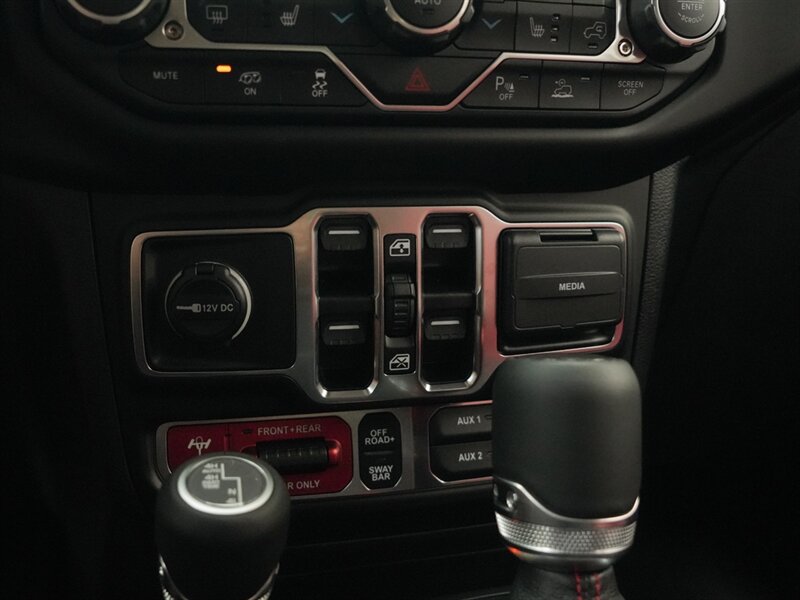 2023 Jeep Wrangler Rubicon 392 20th Anniversary   - Photo 18 - Bonita Springs, FL 34134