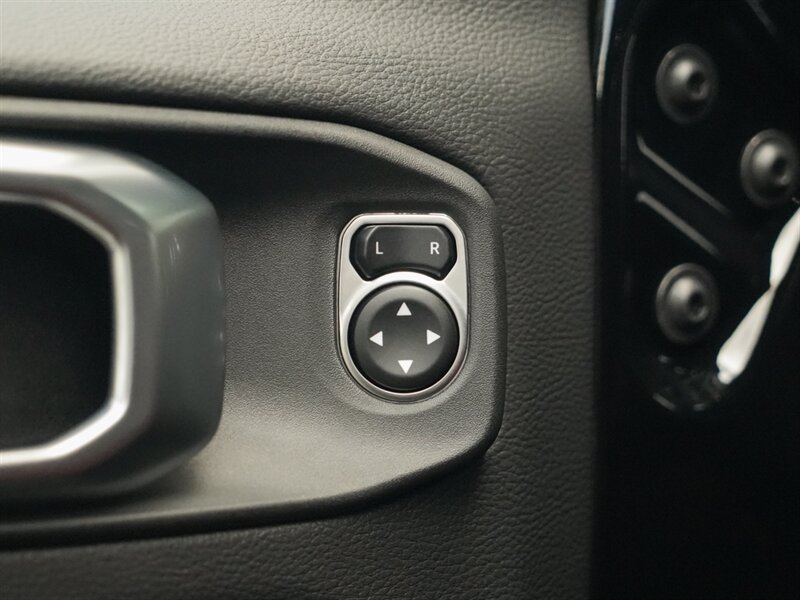 2023 Jeep Wrangler Rubicon 392 20th Anniversary   - Photo 25 - Bonita Springs, FL 34134