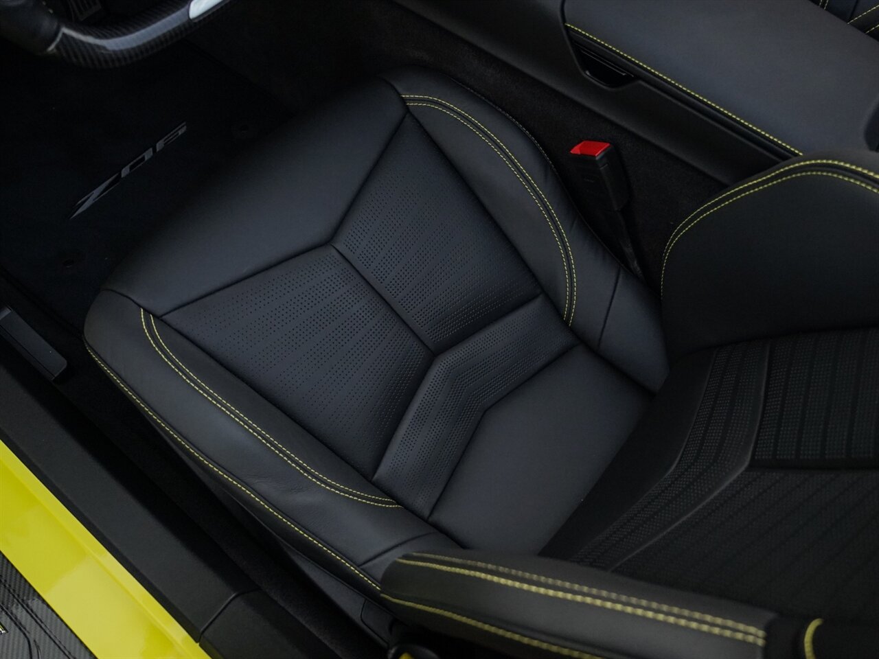 2023 Chevrolet Corvette Z06   - Photo 26 - Bonita Springs, FL 34134