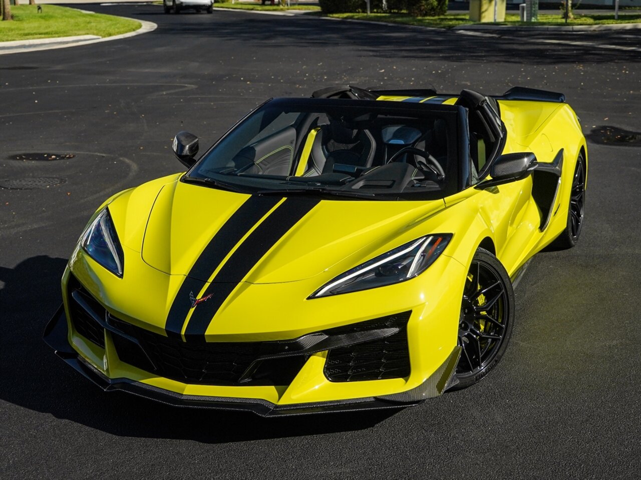 2023 Chevrolet Corvette Z06   - Photo 10 - Bonita Springs, FL 34134